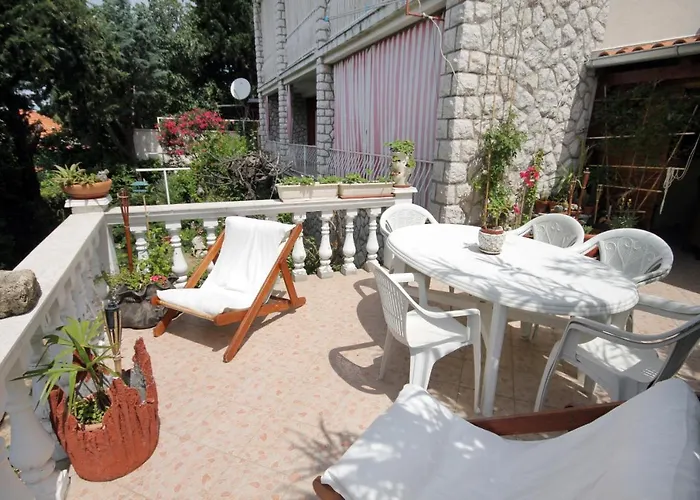 Apartment Apartments By The Sea Dramalj, Crikvenica - 2387